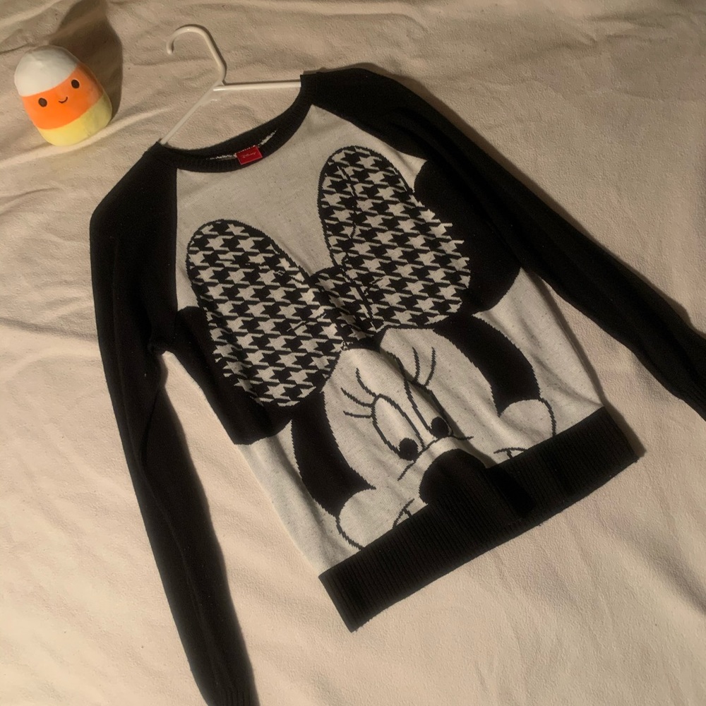 Disney Minnie long sleeve sweater like tee